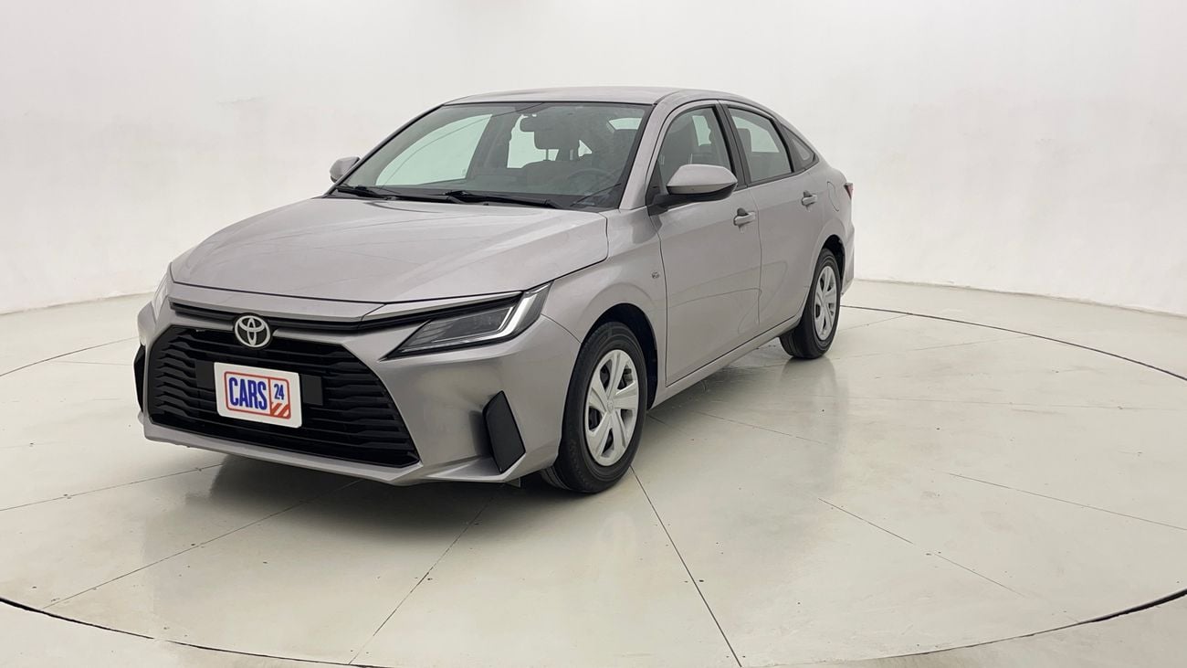 تويوتا يارس E 1.5 | بدون دفعة مقدمة | اختبار القيادة في المنزل