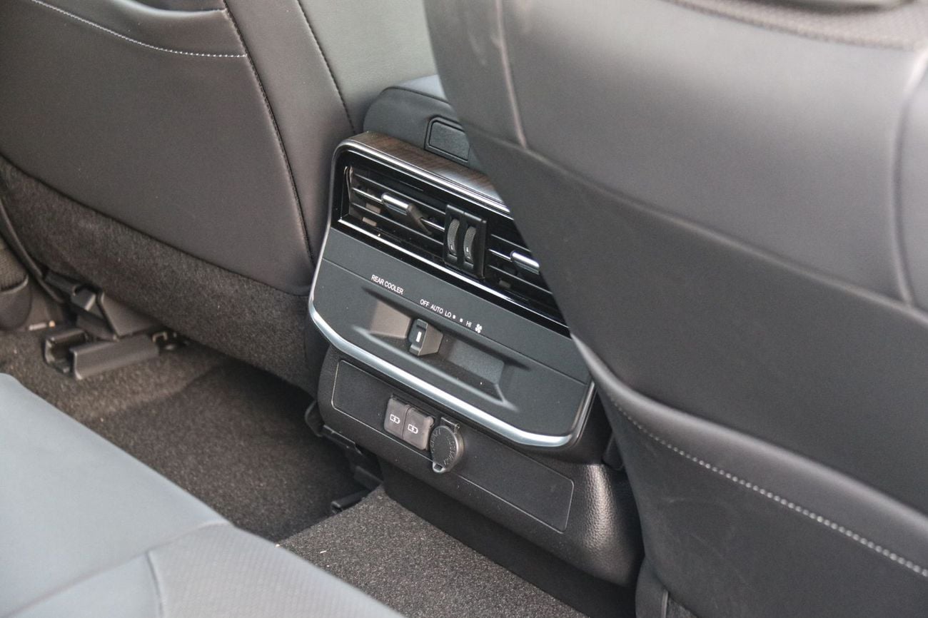 Toyota Land Cruiser GXR 4.0L LAND CRUISER GXR V6 4.0 Mid option 2025 | Ramadan Special Offers.