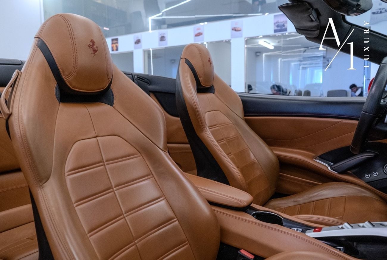 Ferrari California T Std 3.9L (553 HP) 2016 Ferrari California T, With Full Service History, Excellent Condition, GCC Spe
