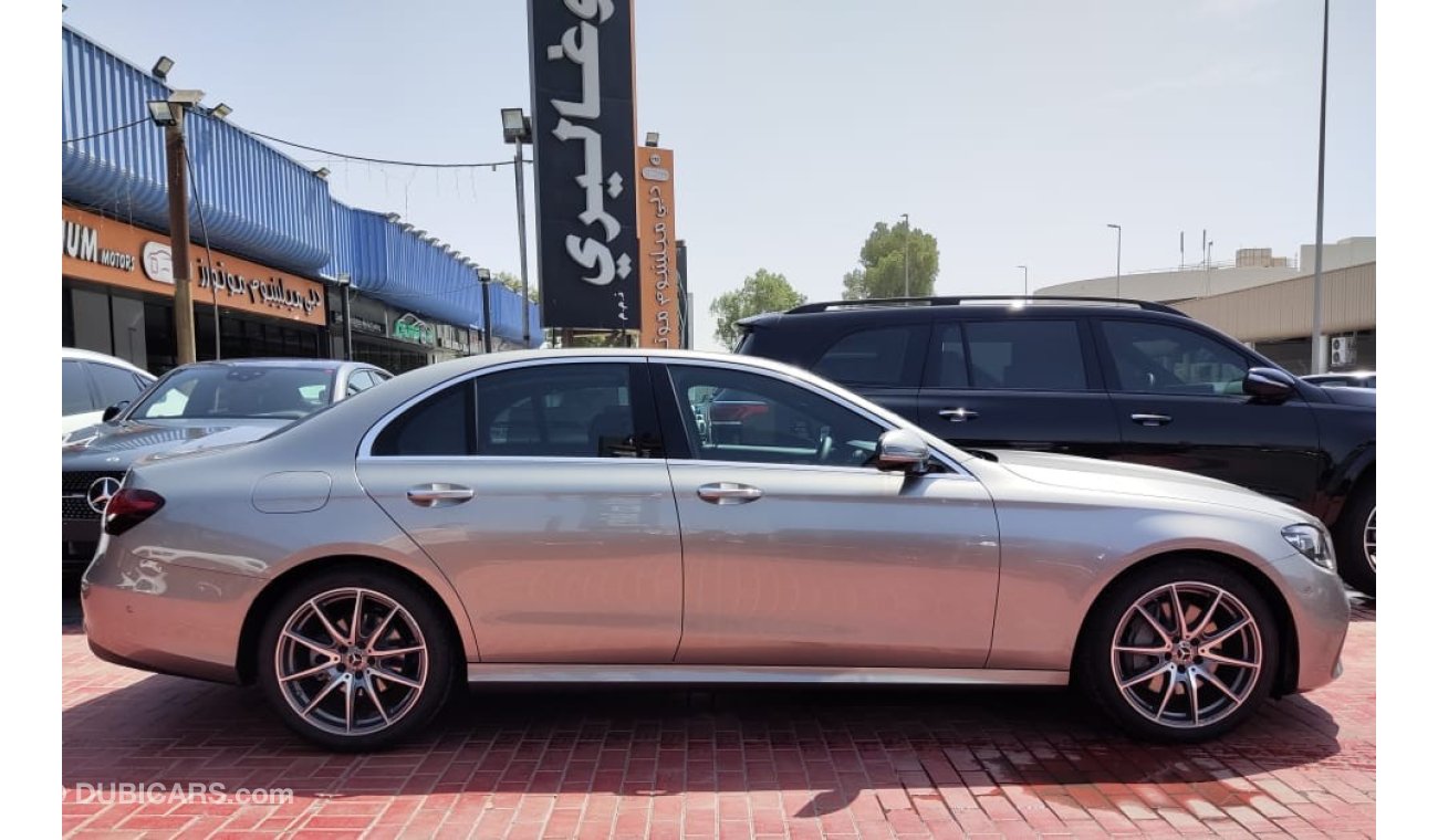 مرسيدس بنز E300 AMG UNDER WARRANTY 2021 GCC