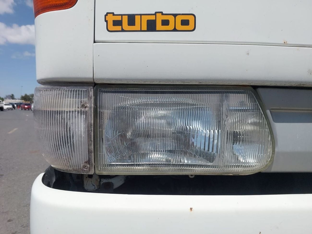 Toyota Toyoace TOYOTA TOYOACE TRUCK RHD 1997 MODEL 4.1 L DIESEL MANUAL(PM00934)