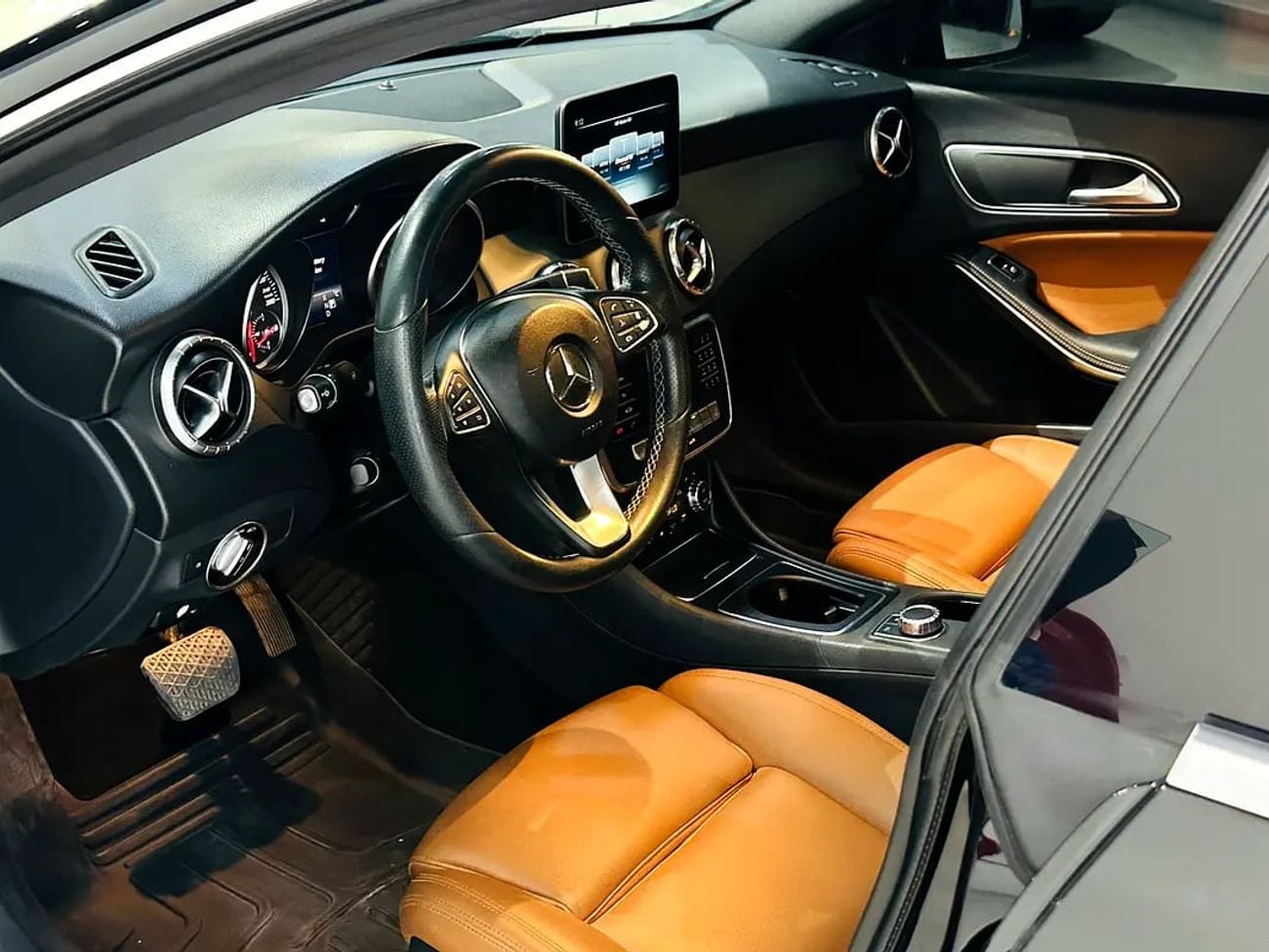 مرسيدس بنز CLA 250 Sport 2.0L