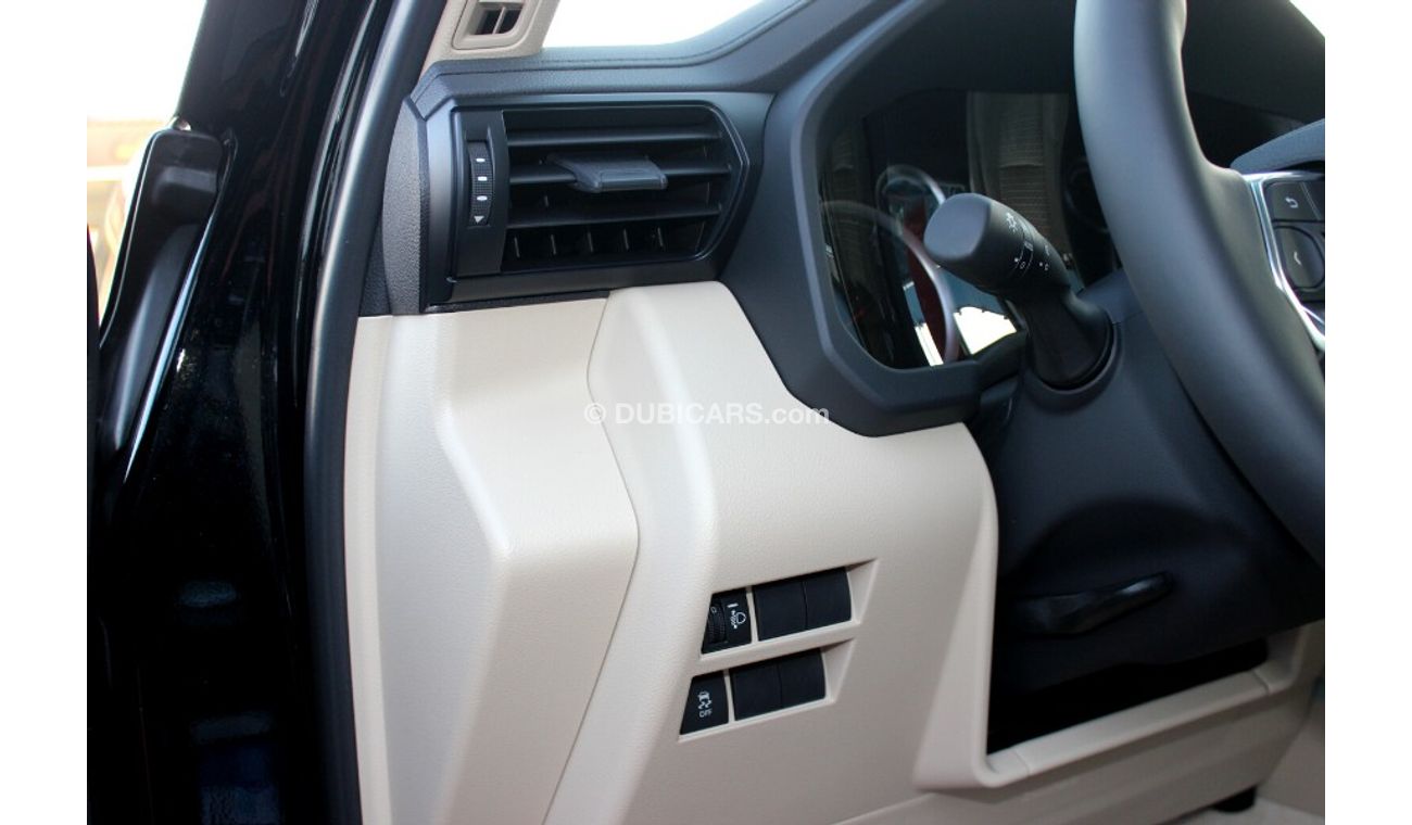 تويوتا لاند كروزر (2020) GRJ 300 SERIES 4.0L,04 WD,GCC, WARRANTY & SERVICE CONTRACT FROM AL FUTTAIM