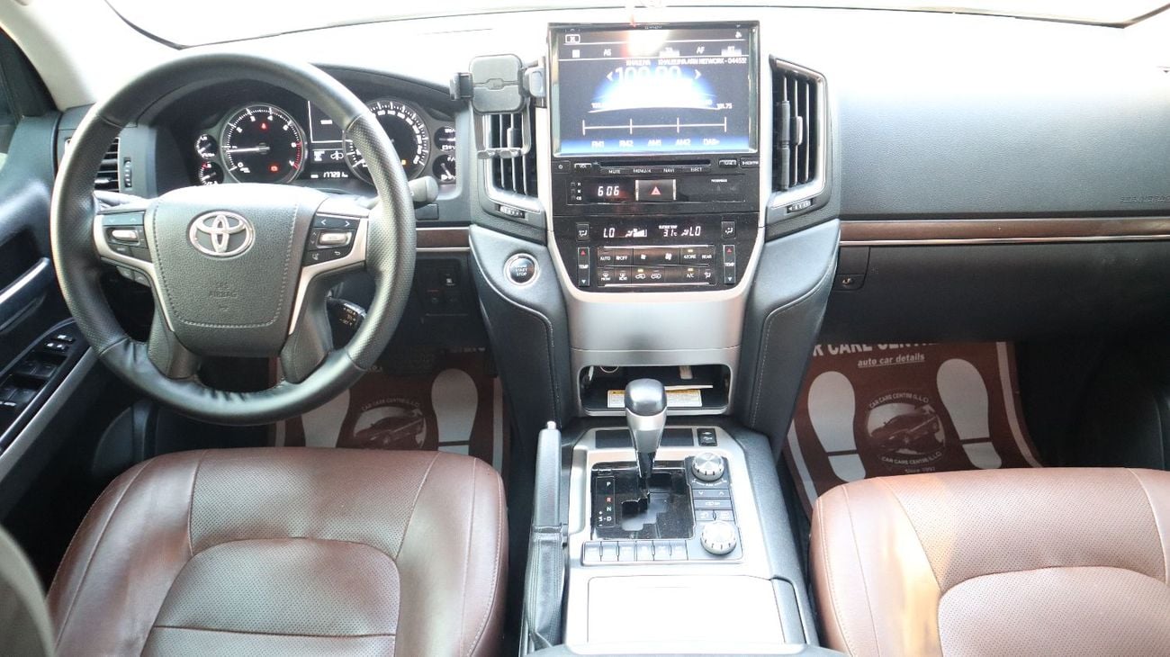 Toyota Land Cruiser VXR