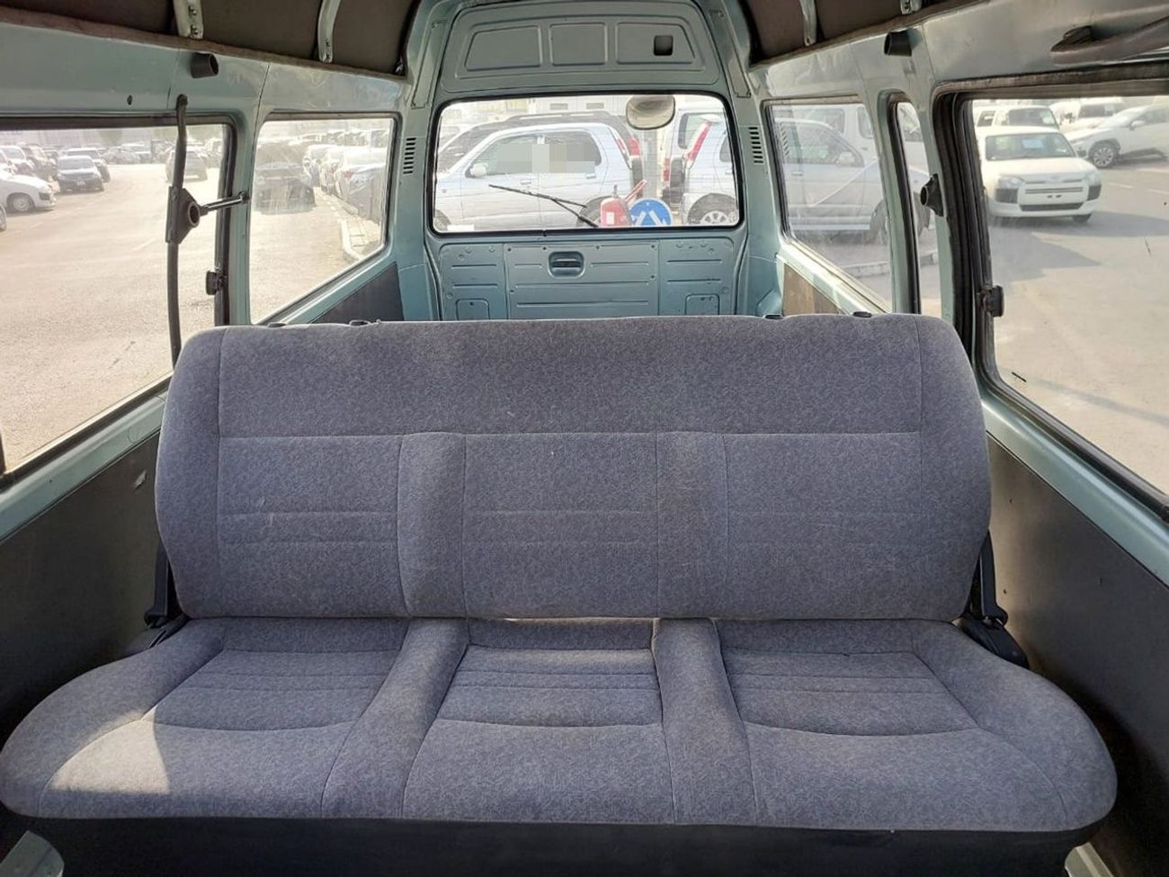 Toyota Hiace TOYOTA HIACE VAN RHD 2002 MODEL 2.4 L PETROL MANUAL(PM01410)