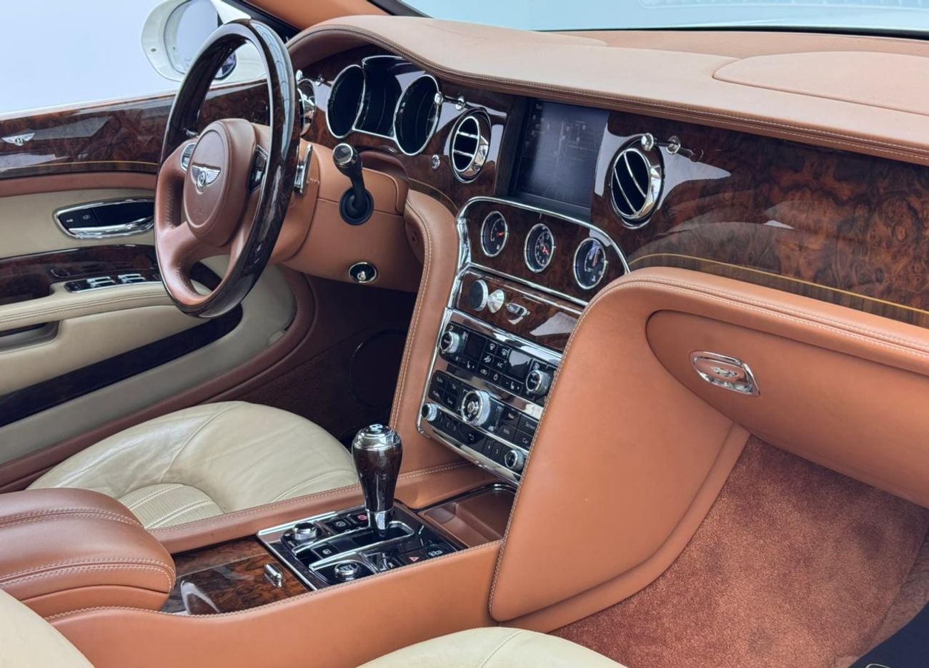 بنتلي مولسان Bentley Mulsanne, Full Service History, Excellent Condition, GCC