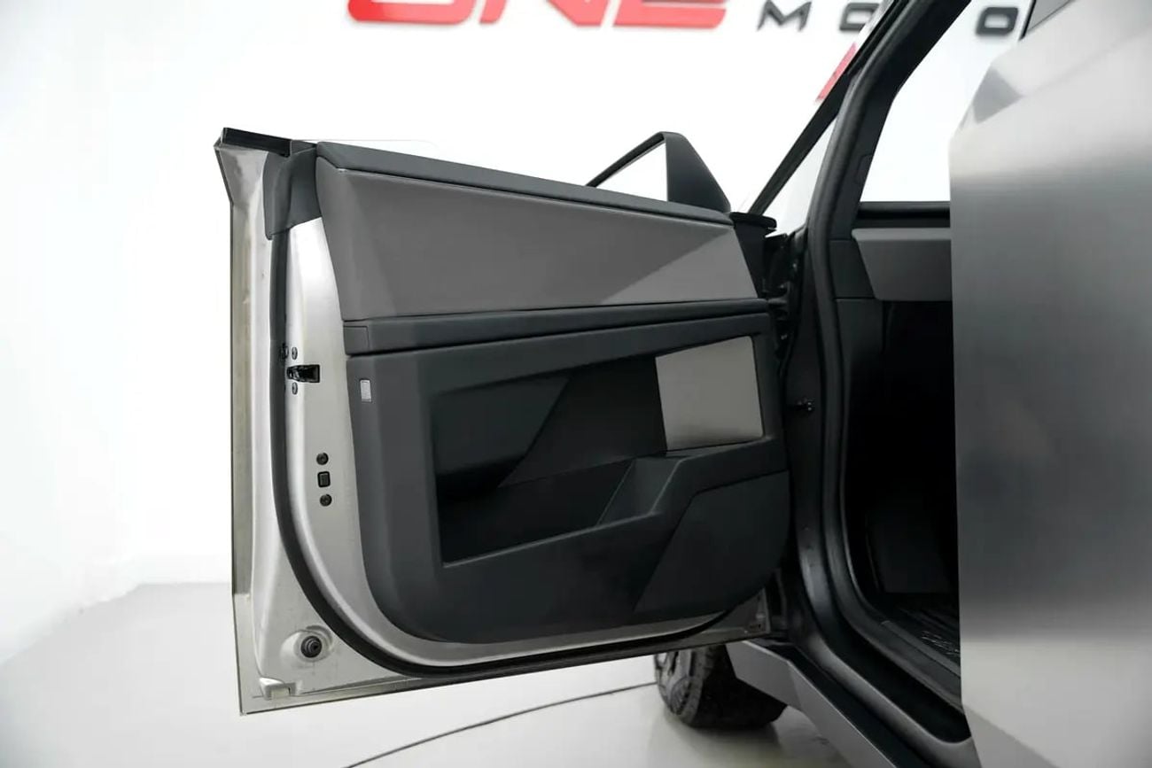 تسلا سايبرتراك CYBERBEAST