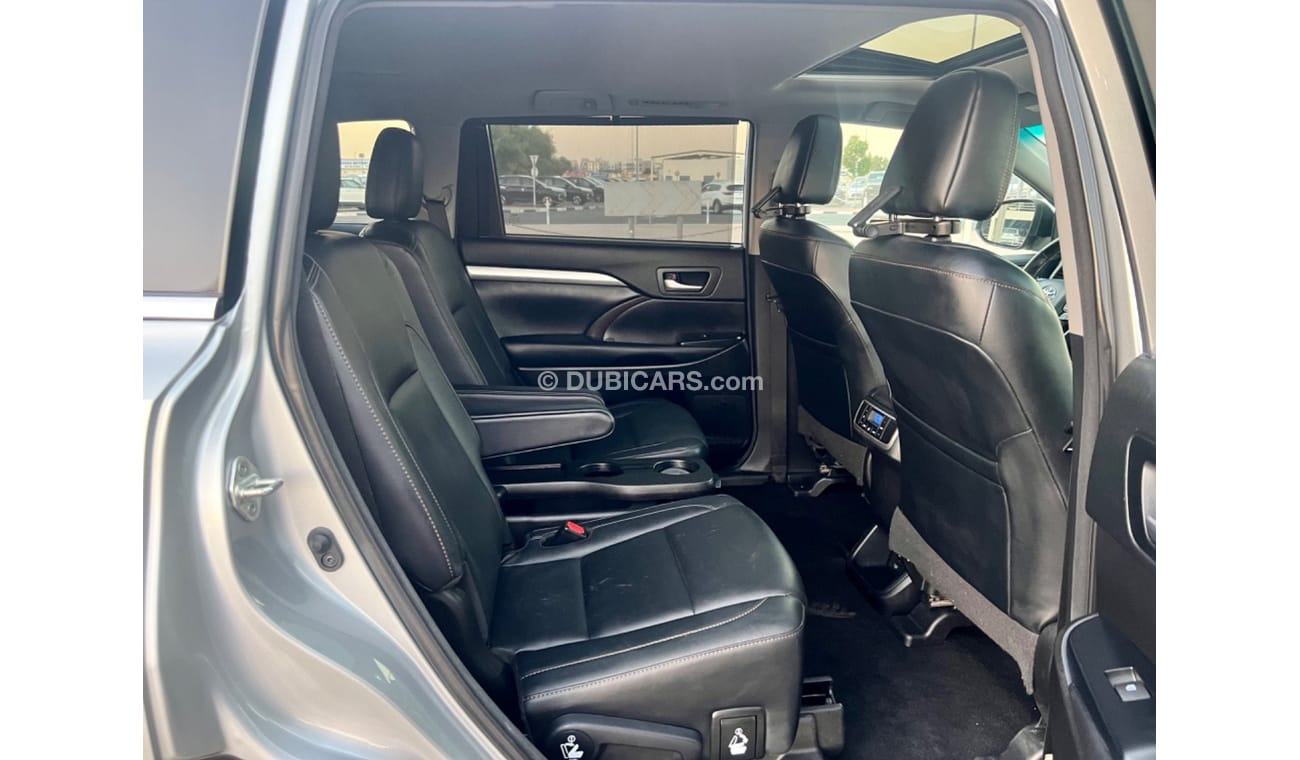 Toyota Highlander 2018 LIMITED RUN AND DRIVE 4x4 Low Mileage USA IMPORTED