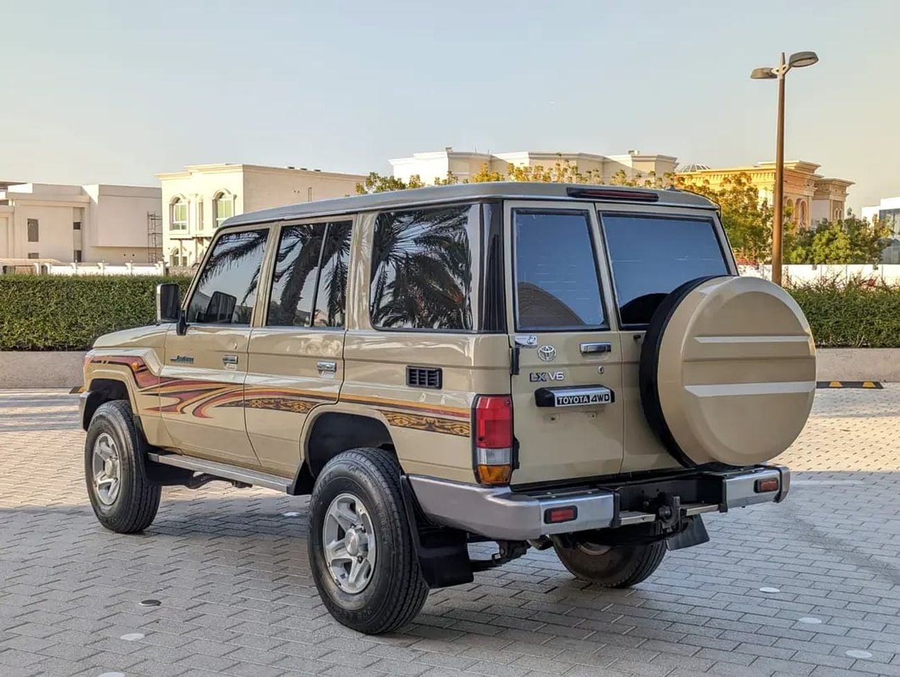تويوتا لاند كروزر 70 LAND CRUISER 76 SERIES DIESEL GCC IN EXCELLENT CONDITION