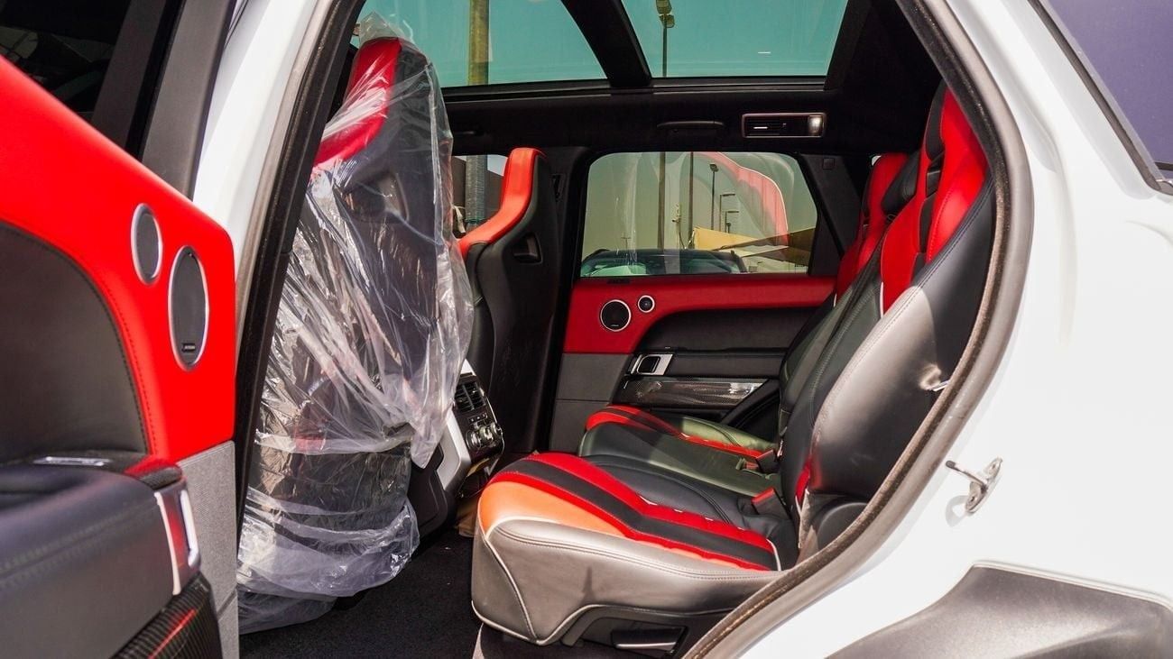 Land Rover Range Rover Sport SVR
