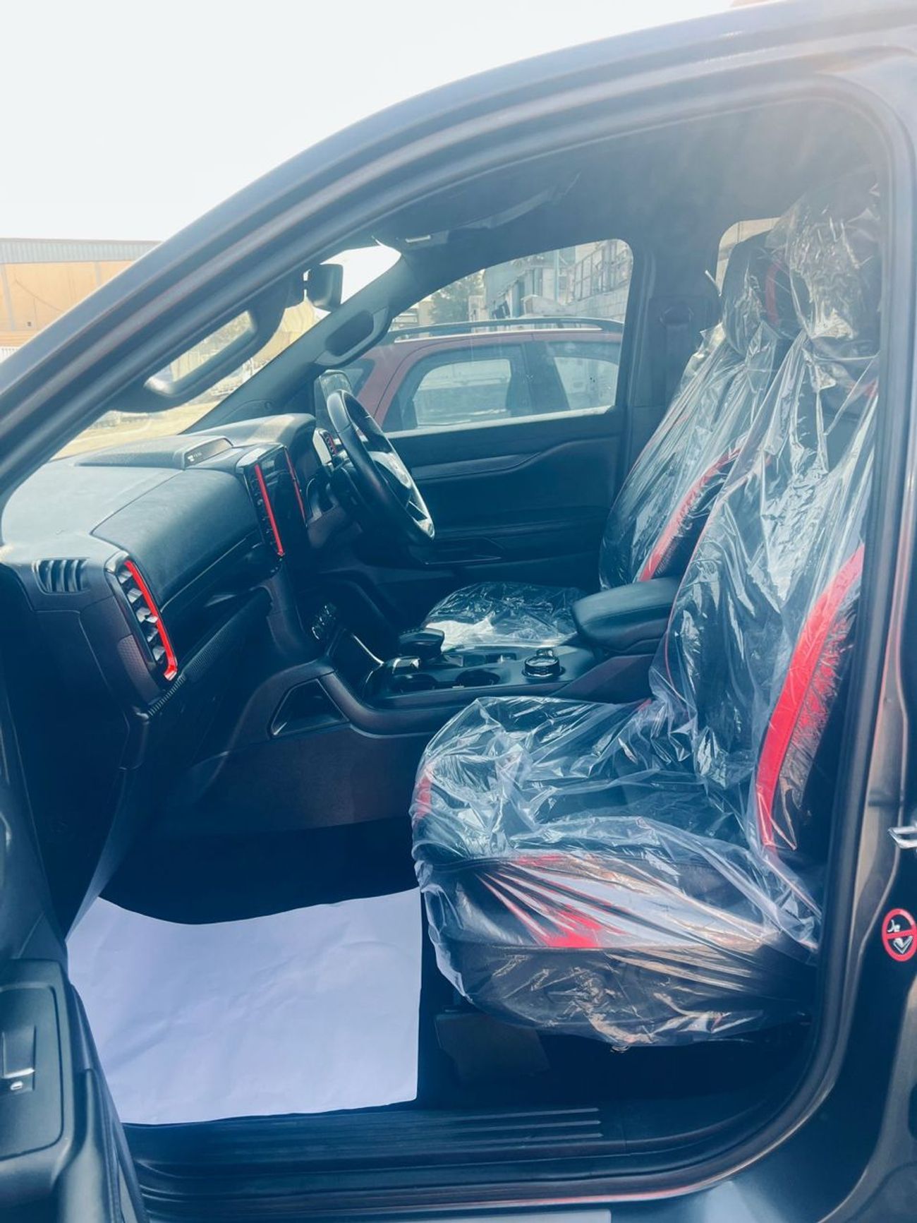 فورد رينجر رابتور PETROL 3.0 LITER RIGHT HAND DRIVE