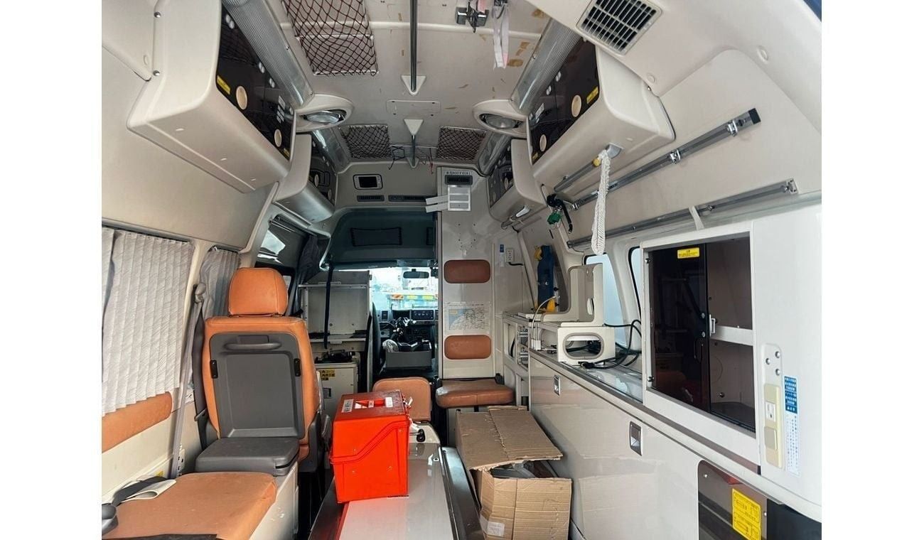 تويوتا هاياس