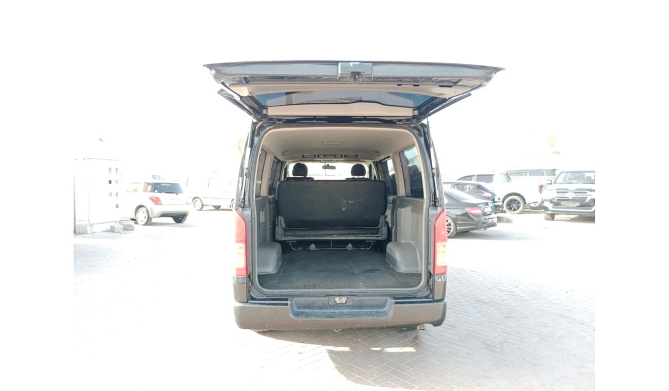 تويوتا هاياس TOYOTA HIACE VAN RIGHT HAND DRIVE (PM1630)