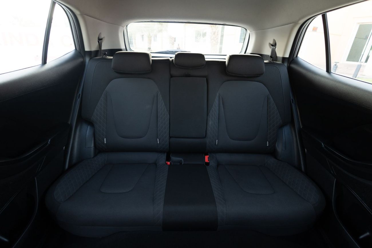 هيونداي كريتا Base 1.6L