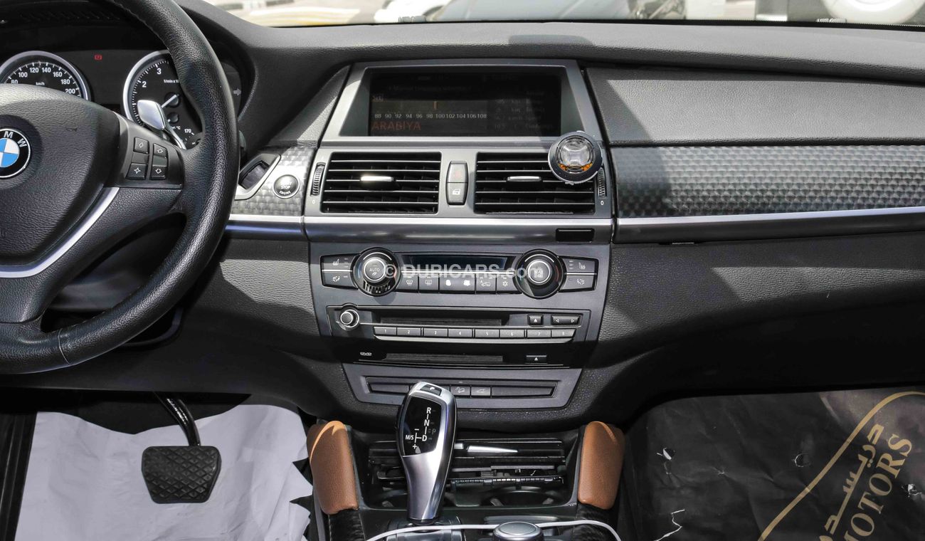 بي أم دبليو X6 50i Xdrive