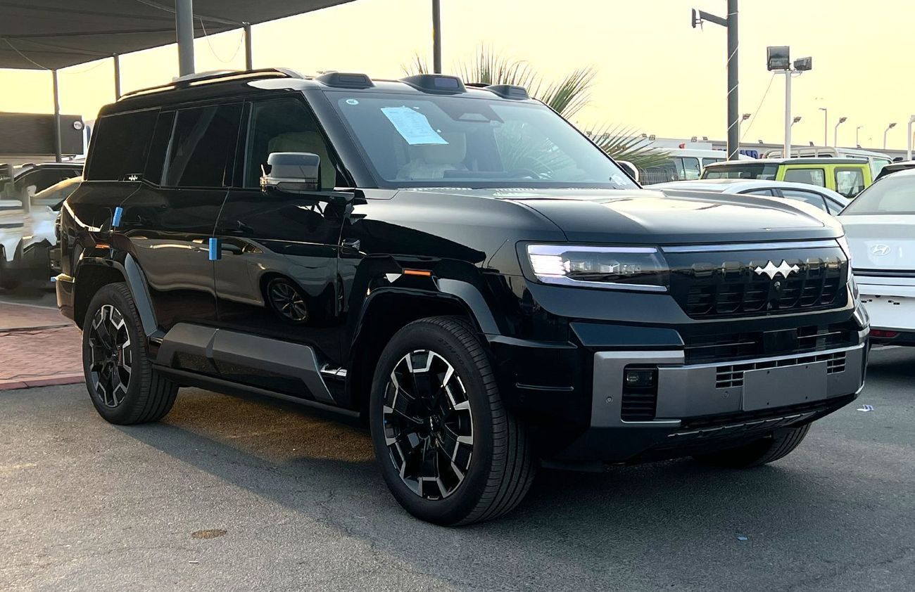 BYD Leopard 8 Smart and Brave Flagship Edition (7 Seats) Flagship Edition 7 Seats With Drone (EXPORT ONLY)