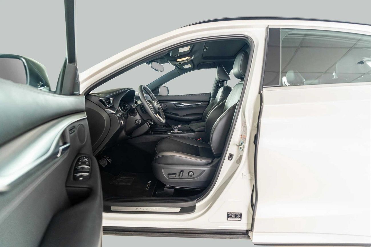 Infiniti QX55 ESSENTIAL 2.0