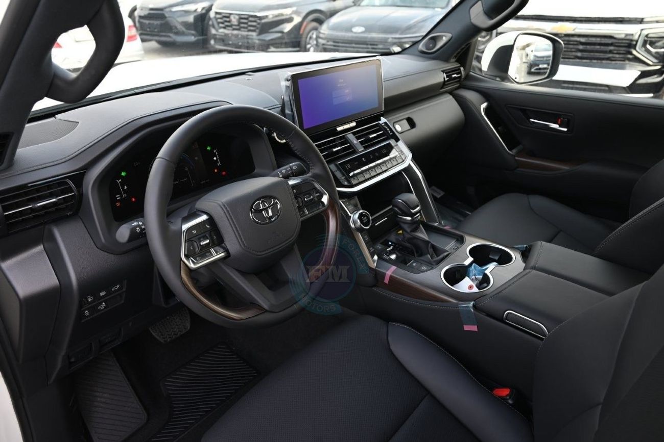 Toyota Land Cruiser 300 GXR V6 3.3L Diesel 4WD 7 Seat Automatic