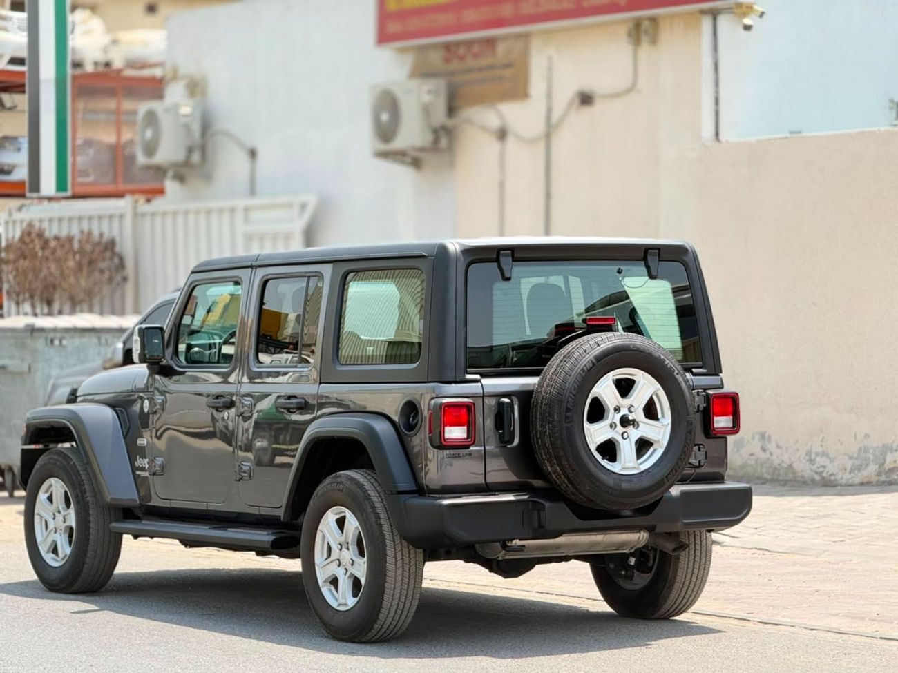 Jeep Wrangler Unlimited SAHARA 4XE