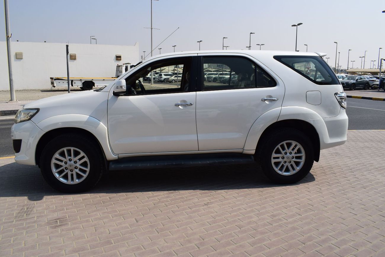 Toyota Fortuner Toyota Fortuner EXR 2.7L (160 HP), model:2015
