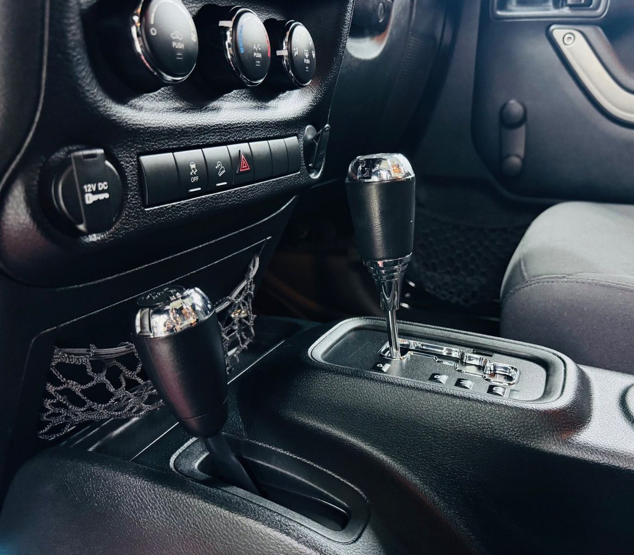 Jeep Wrangler Unlimited Sport S 3.6L A/T