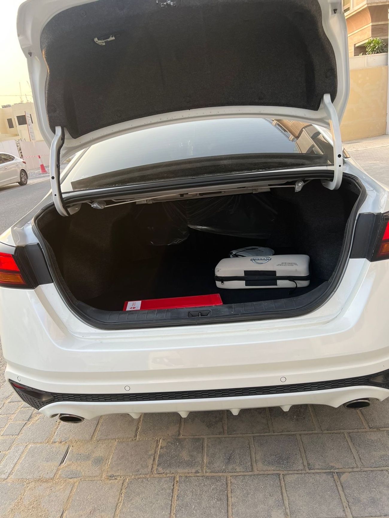 نيسان ألتيما