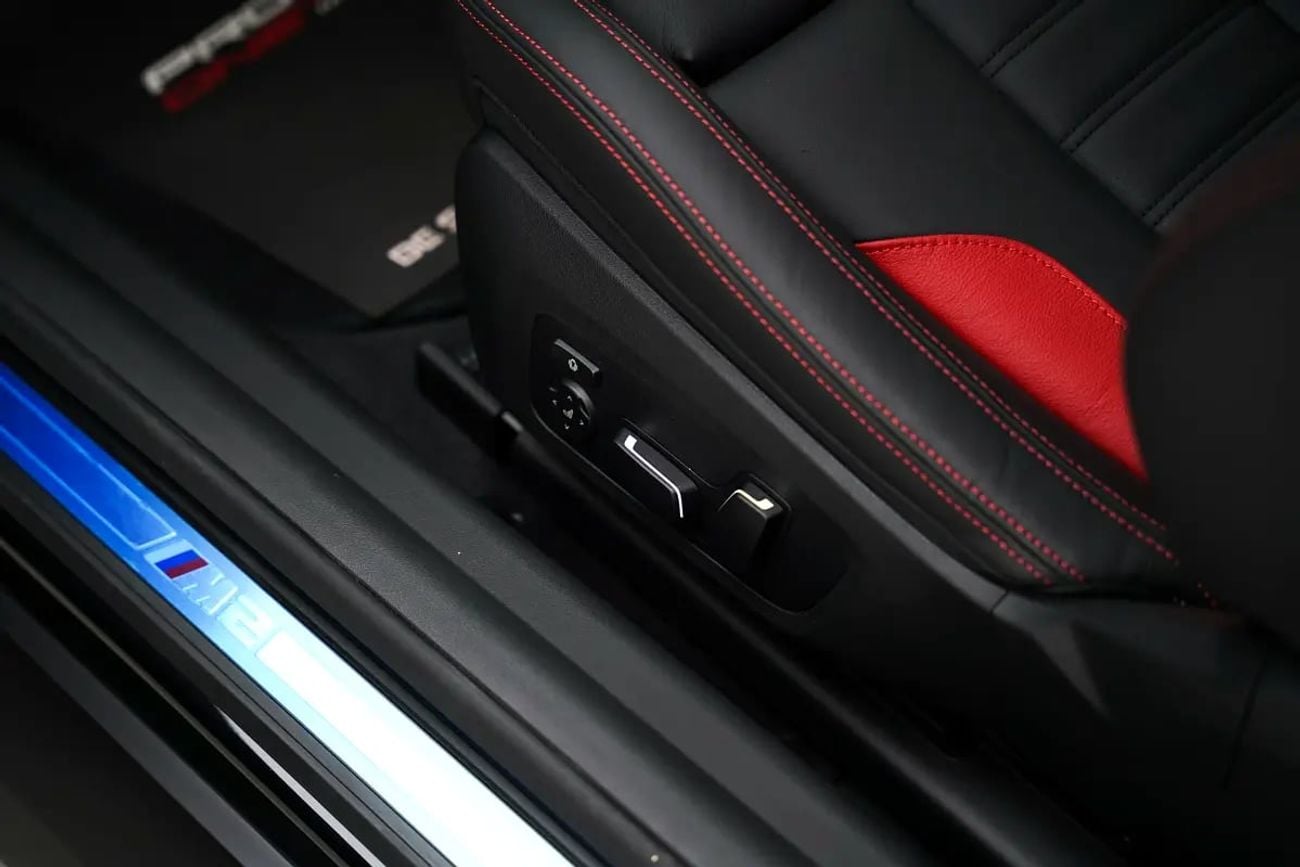 بي أم دبليو M2 WITH 3 YEARS WARRANTY AND SERVICE CONTRACT