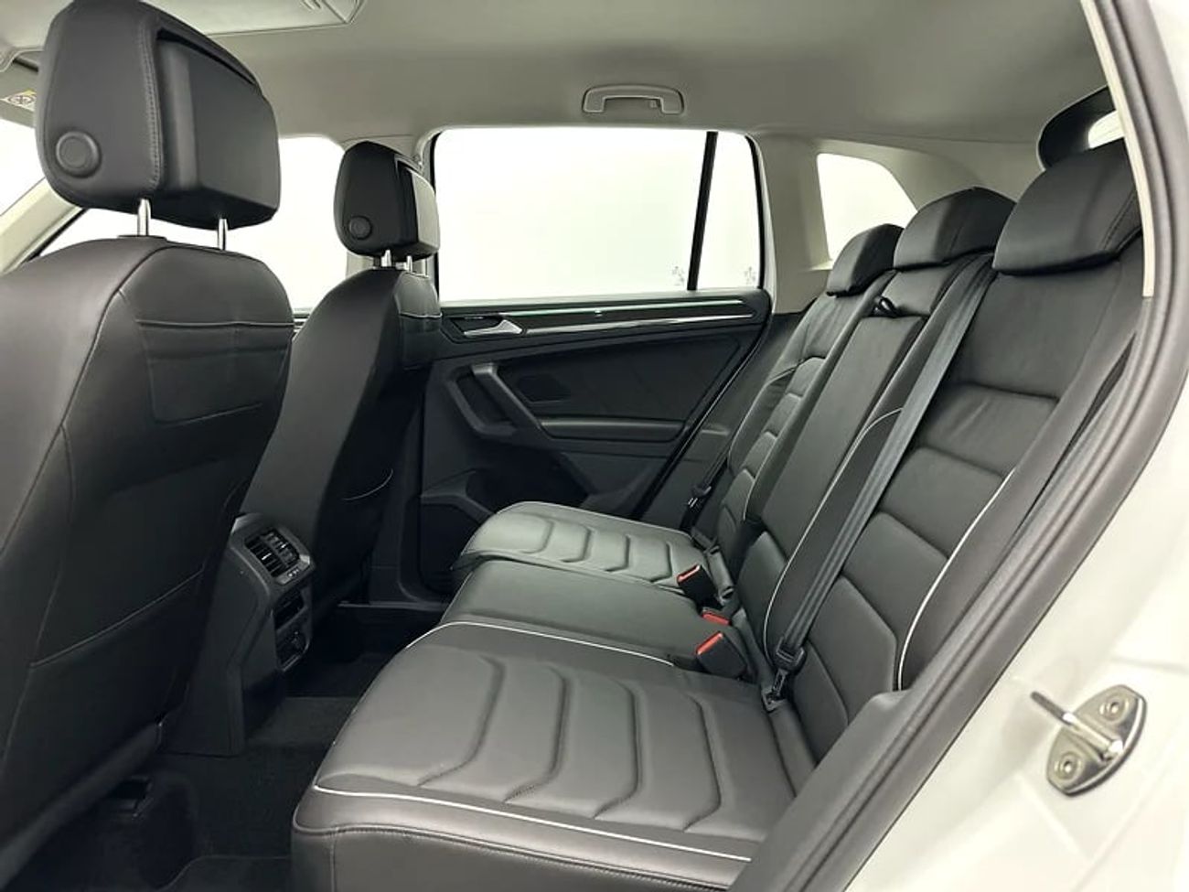 Volkswagen Tiguan Life 1.4L Life with Leather Seats (REF#71558)