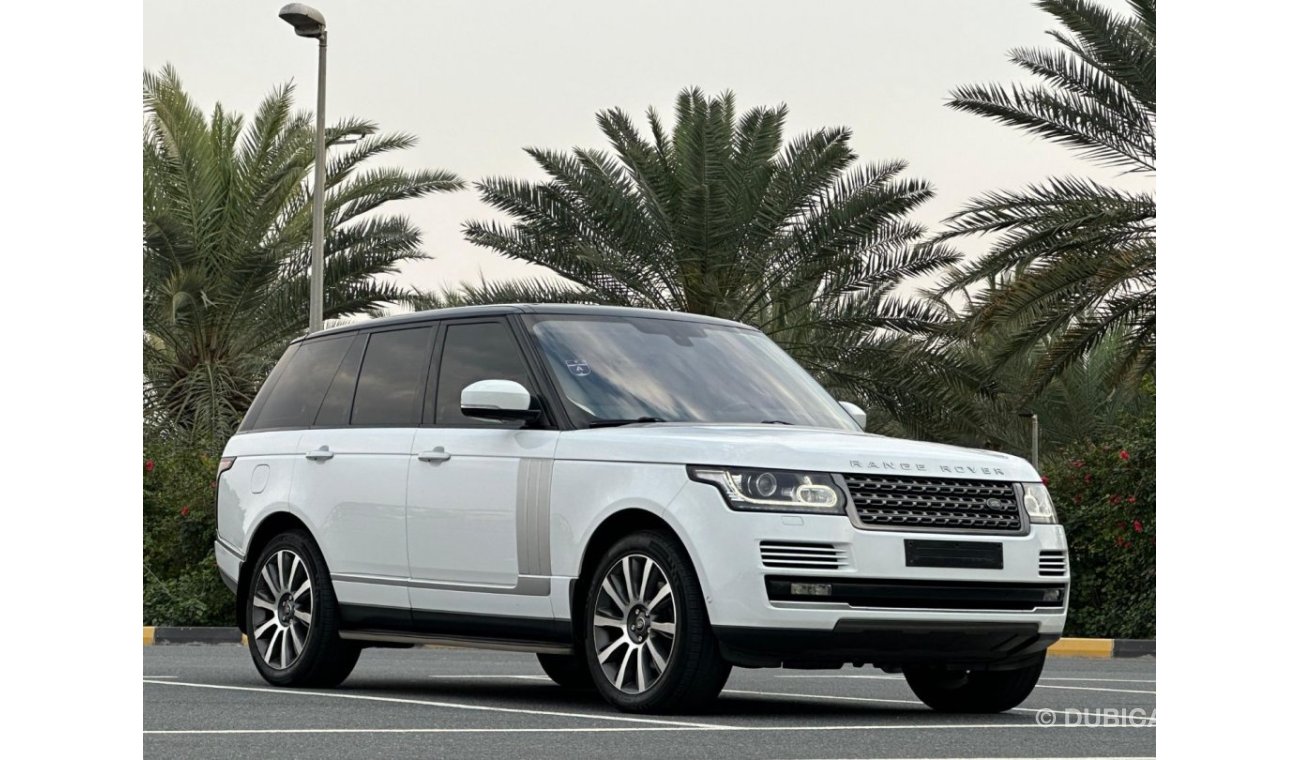 لاند روفر رانج روفر فوج Range rover vouge 2015 GCC // orginal paint // accident free // perfect condition