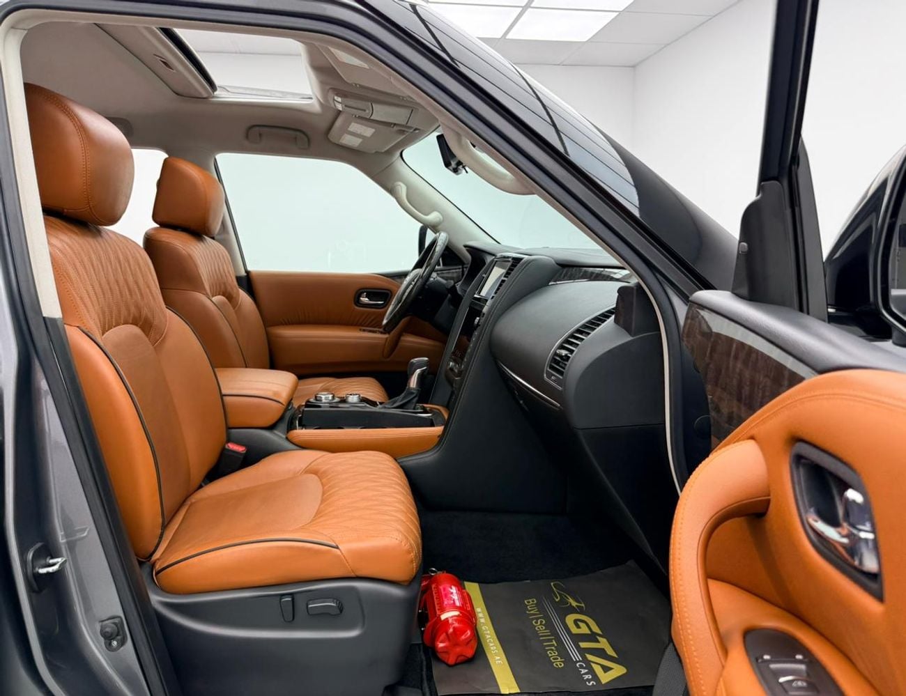 Nissan Patrol SE PLATINUM CITY 2020 Nissan Patrol SE Platinum, Warranty, Full Service History, 8 Seater, Fully Loaded, GCC