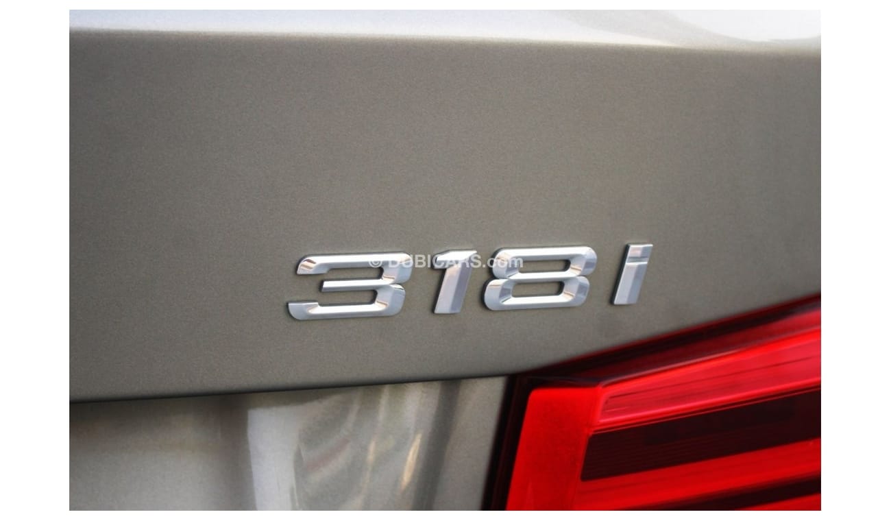 BMW 318i Exclusive BMW I318 GCC 2018 in excellent condition