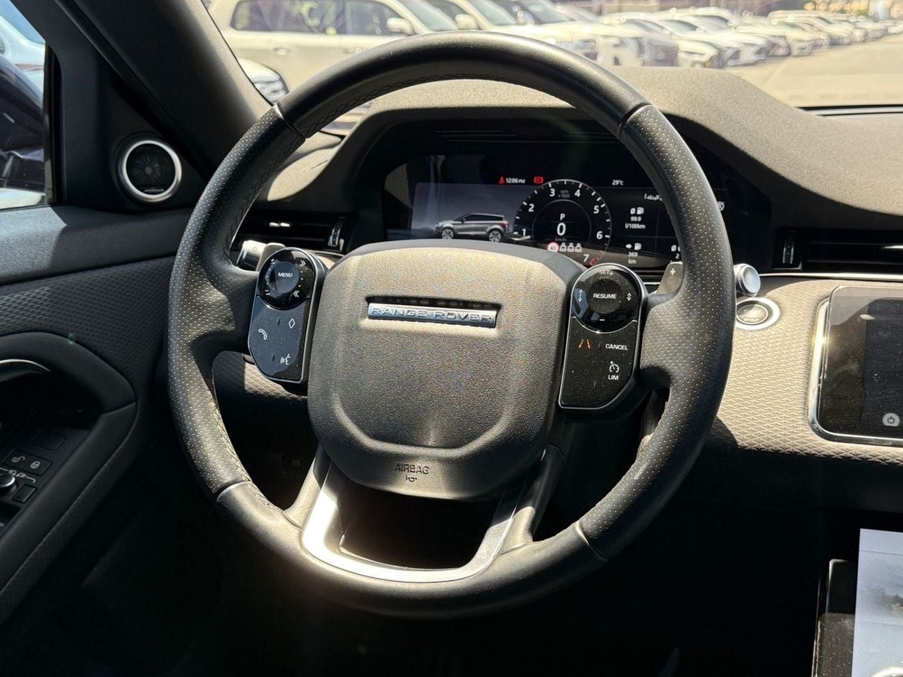 لاند روفر رانج روفر إيفوك P200 R-Dynamic S 2.0L