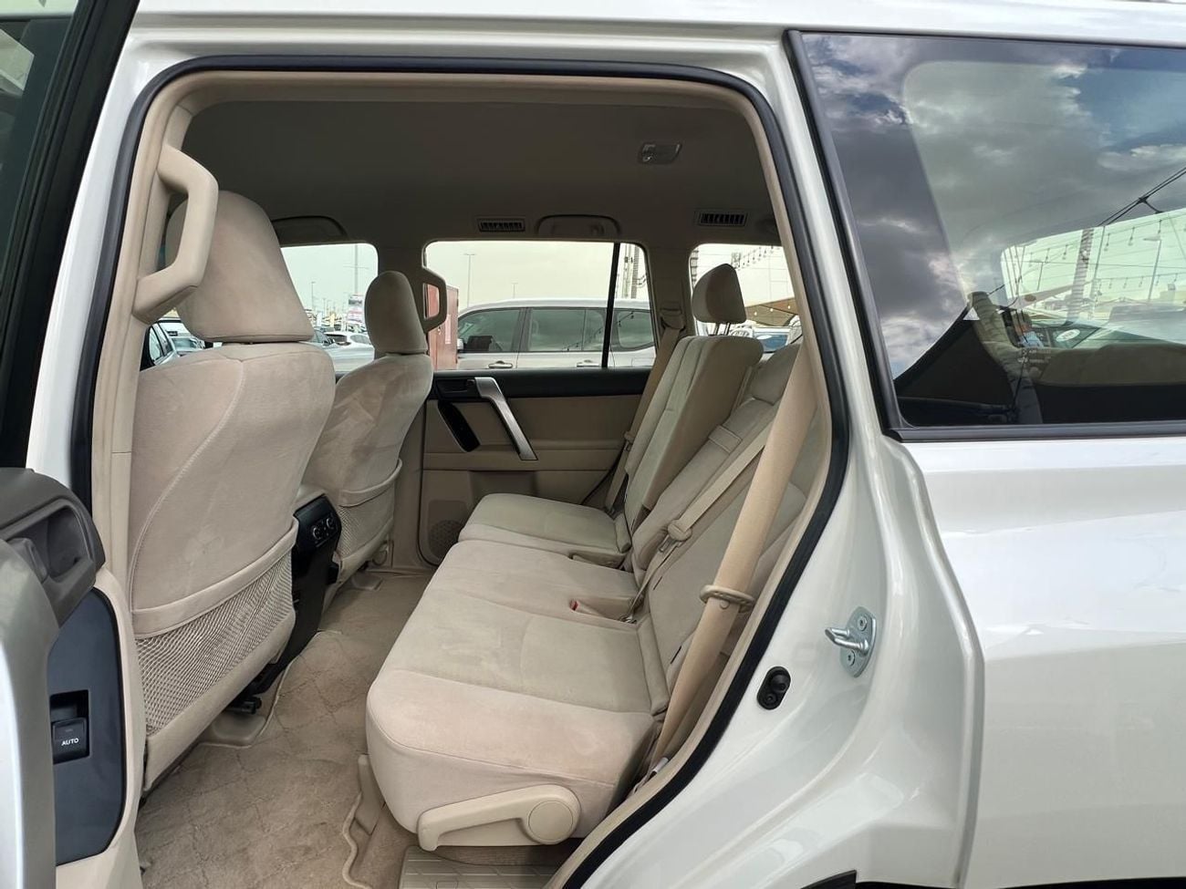 تويوتا برادو TX-L 2.7L (271 HP)