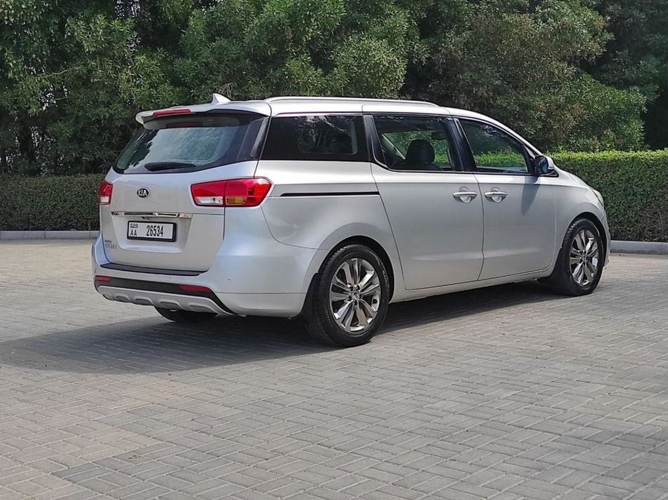 Kia Carnival SXL 3.3L