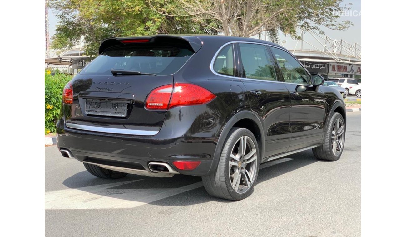 Porsche Cayenne GCC SPECS WARRANTY TILL JAN 2021