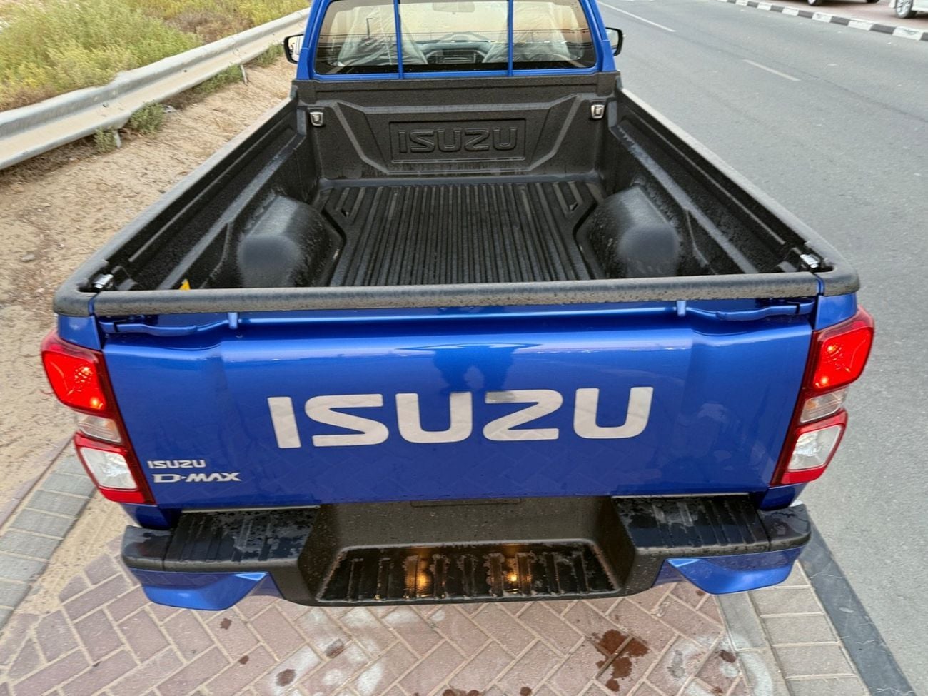 Isuzu D-MAX STD