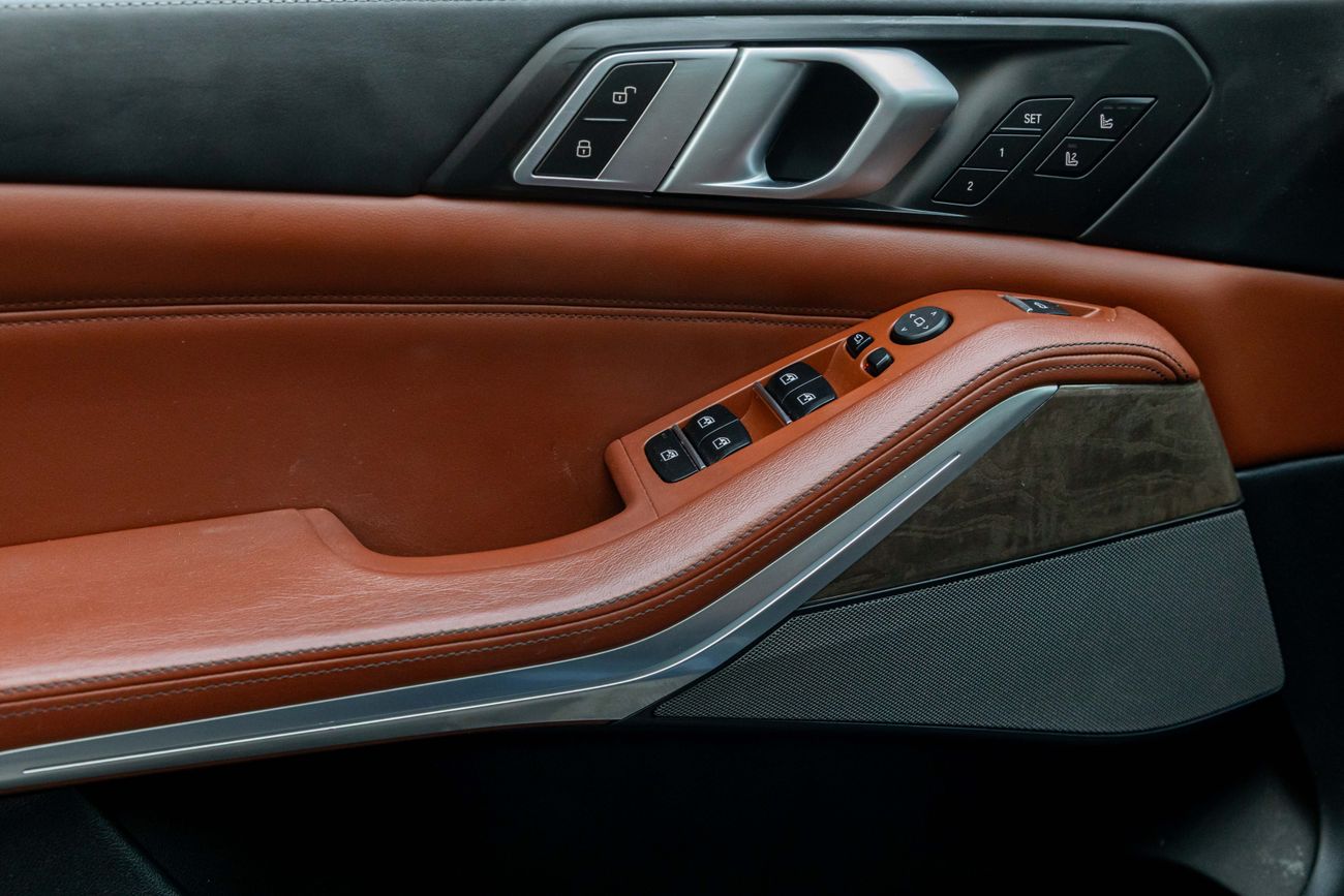 BMW X5 X5 Xdrive50i | 3,134 P.M | 0% Downpayment | X5 M50i || FULL AGENCY HISTORY!