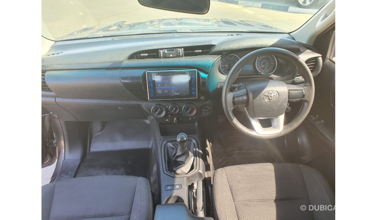 Toyota Hilux DIESEL 2.8L manual gear SMART CAB RIGHT HAND DRIVE (EXPORT ONLY)