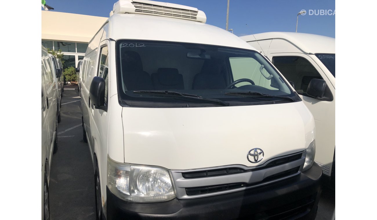 تويوتا هاياس Toyota Hiace Highroof Thermoking Freezer,model:2012.Excellent condition