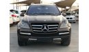 Mercedes-Benz GL 500 Mercedes Benz GL500 MODEL 2012 GCC car perfect condition full option