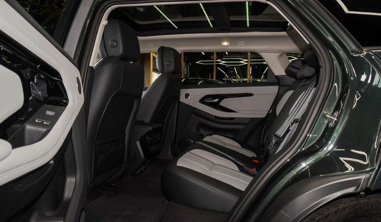 Land Rover Range Rover Evoque Black Edition P250