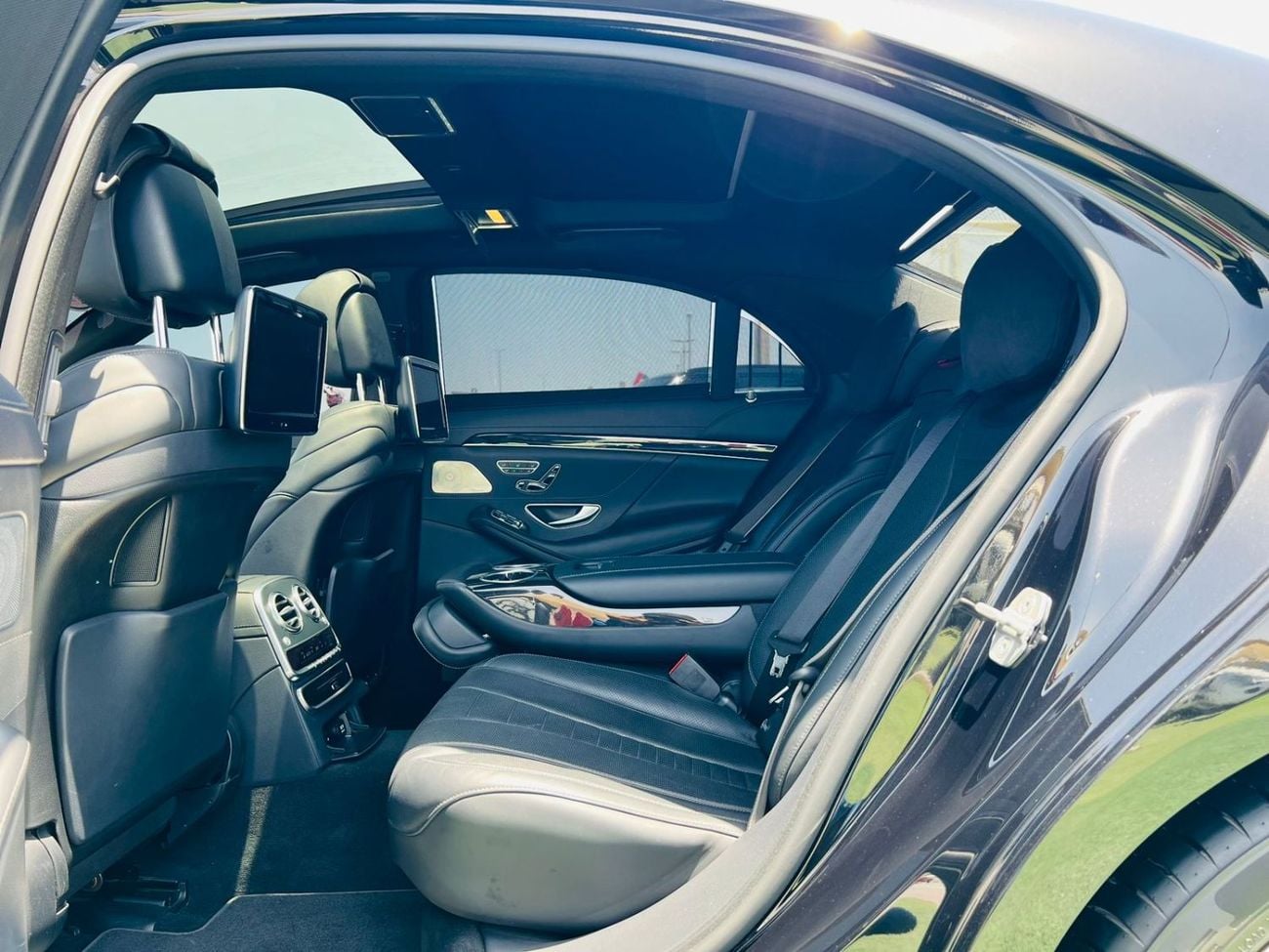 مرسيدس بنز S 500 AMG 4.7L