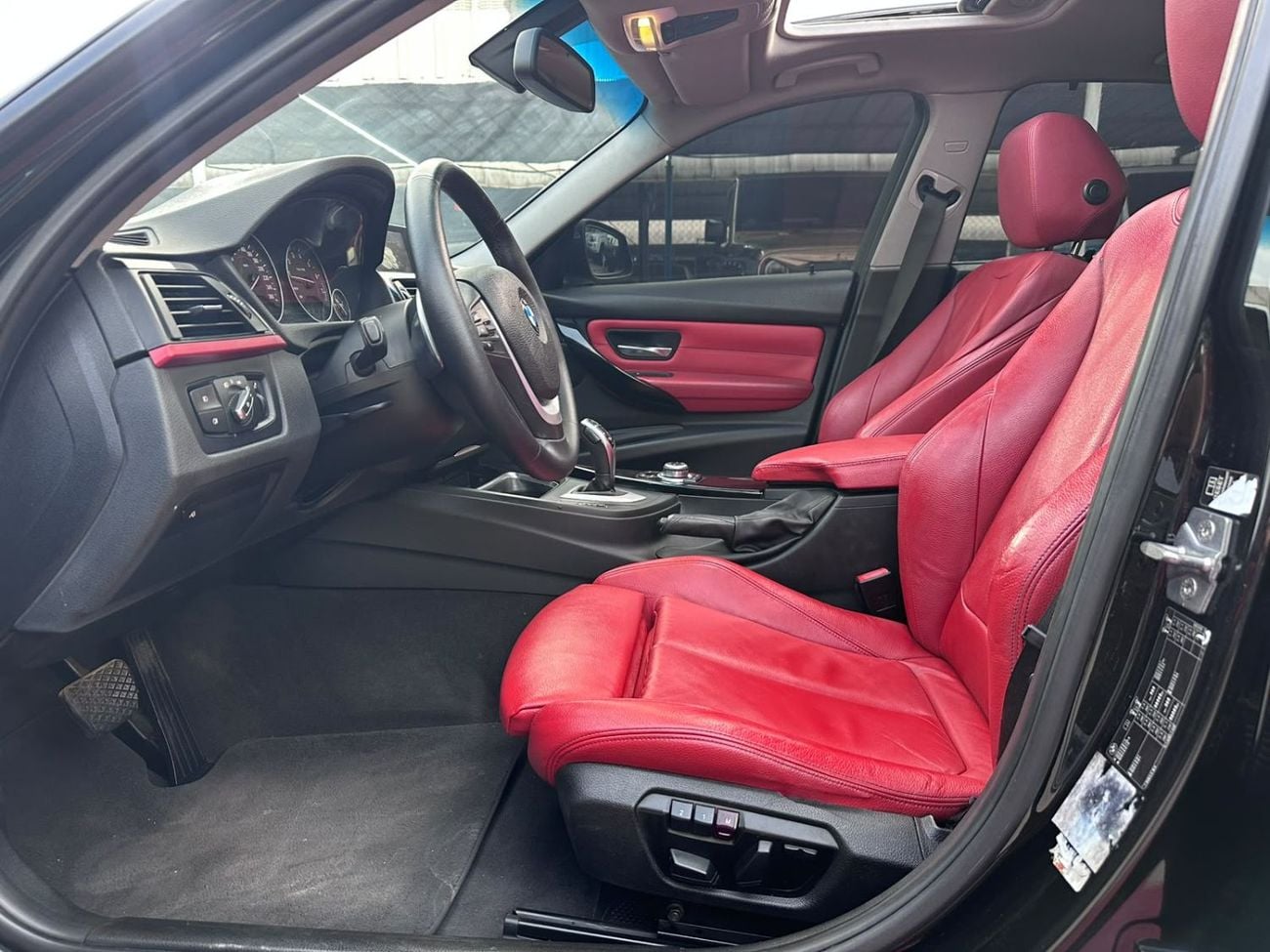 BMW 335i SPORT