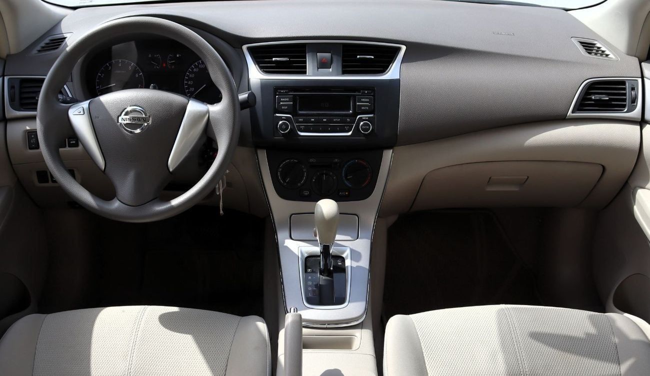 Nissan Sentra S 1.6L (110 HP)