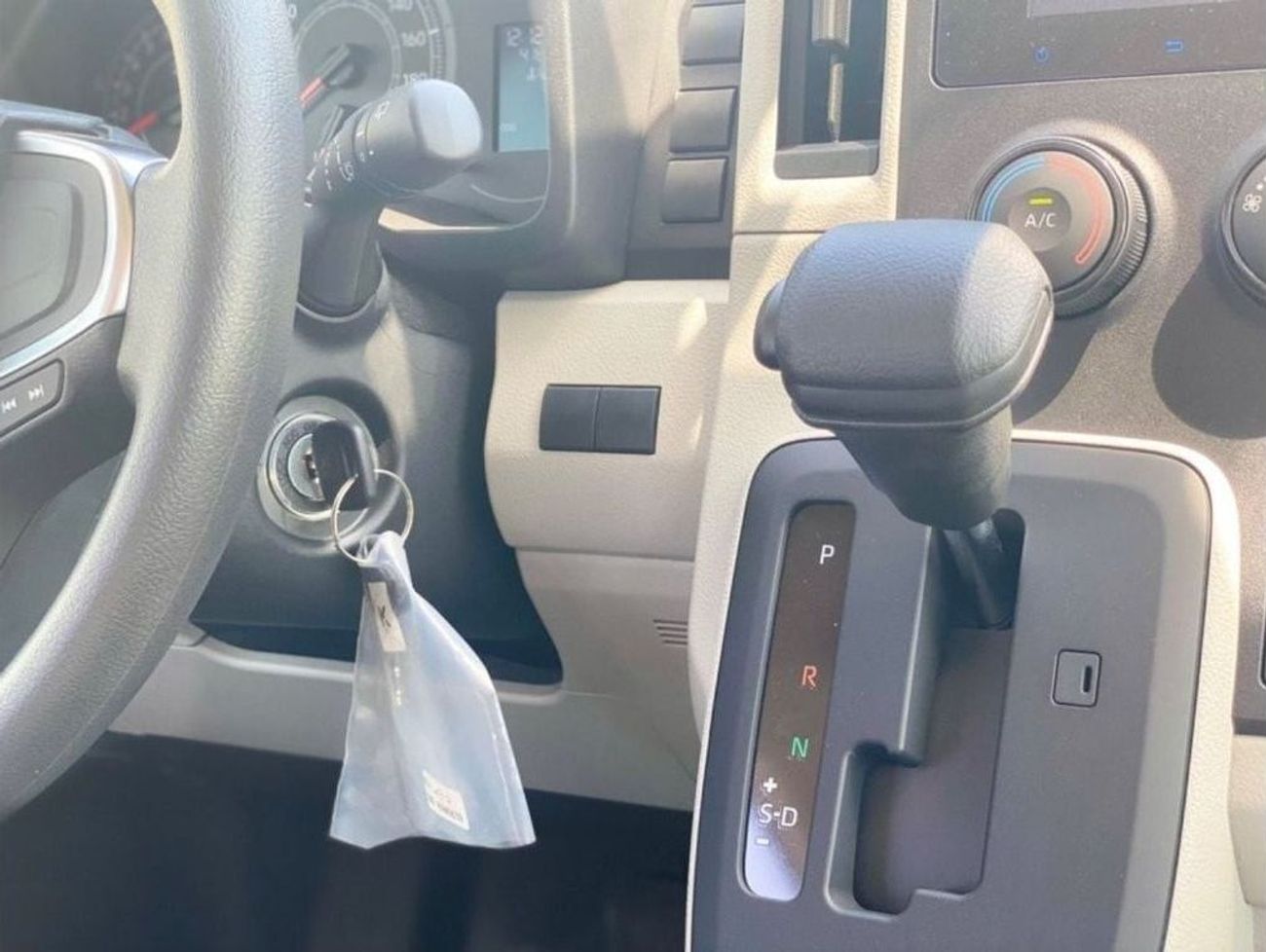 Toyota Hiace 3.5 PETROL /VAN/  MODEL 2024