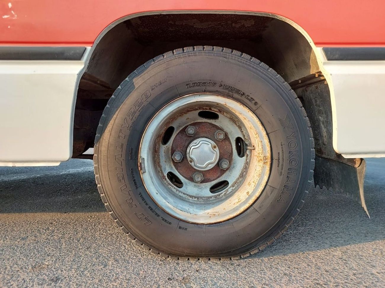 تويوتا كوستر TOYOTA COASTER BUS RHD 1992 MODEL 4.1 L DIESEL AUTOMATIC(PM04795)