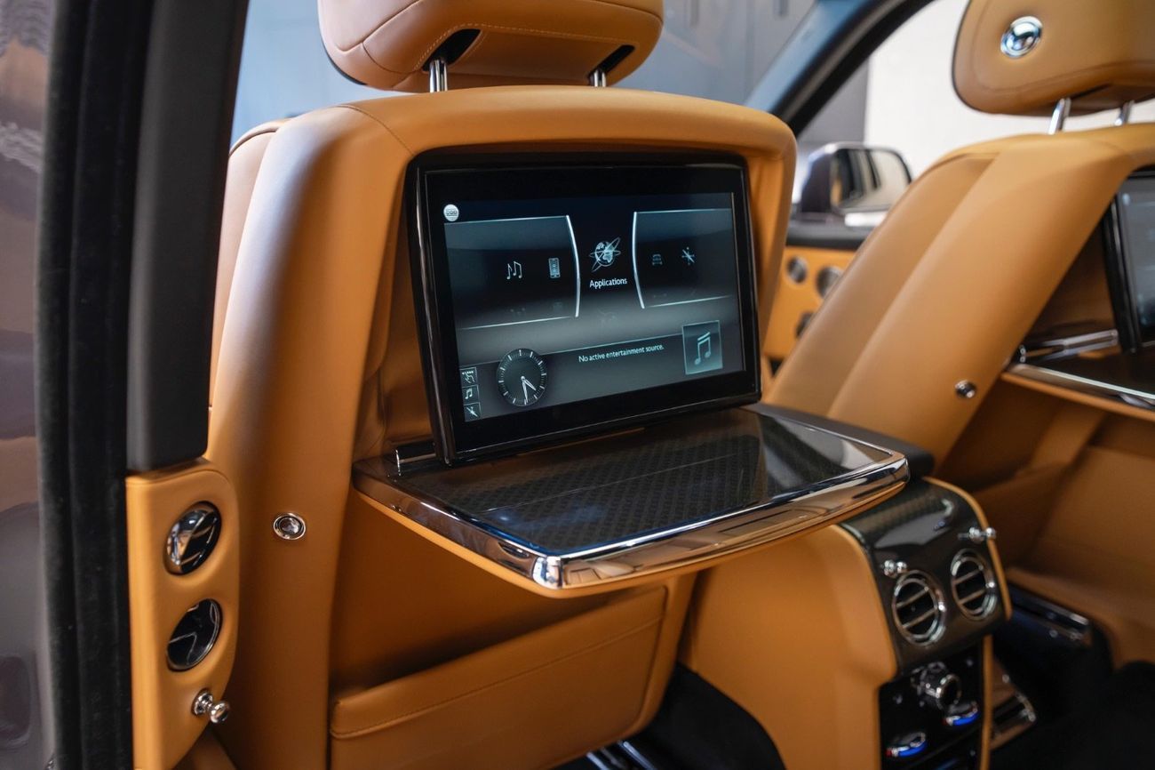 Rolls-Royce Cullinan 2020 BLACK BADGE | AGMC SERVES HISTORY