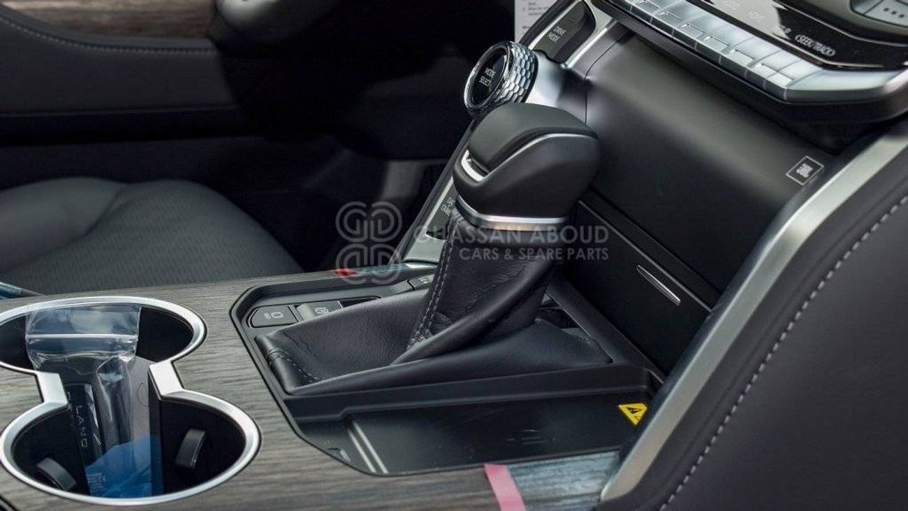 Toyota Land Cruiser VX 3.3L