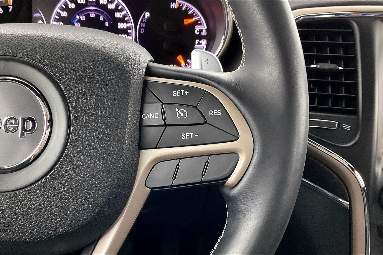 جيب جراند شيروكي Limited | سنة ضمان مجانية | 0 دفعة أولى | سياسة الإعادة بعد 7 أيام