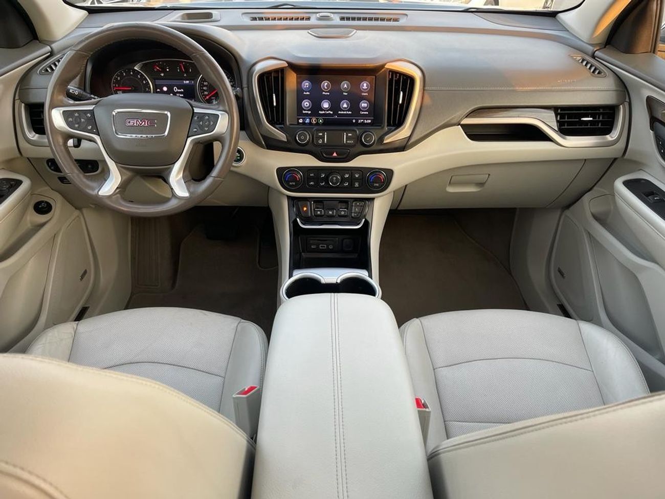 GMC Terrain SLE James Teran_Gcc_2019_Excellent_Condition _Full option